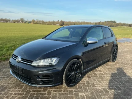 Volkswagen Golf 7 R 2016 Voiture de tourisme